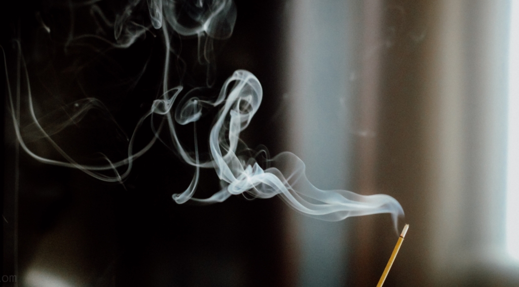 how to clean a cigarette holder What's the Point of a Cigarette Holder? Benefits & Function
