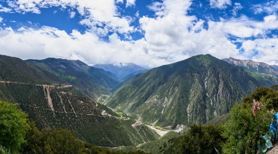 Qamdo, one of the least polluted cities in china